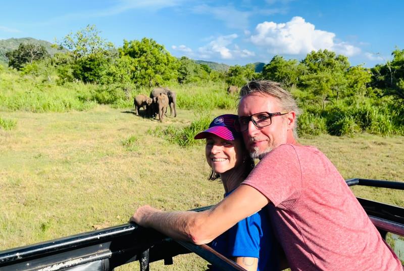 flitterwochen in sri lanka - jeep safari