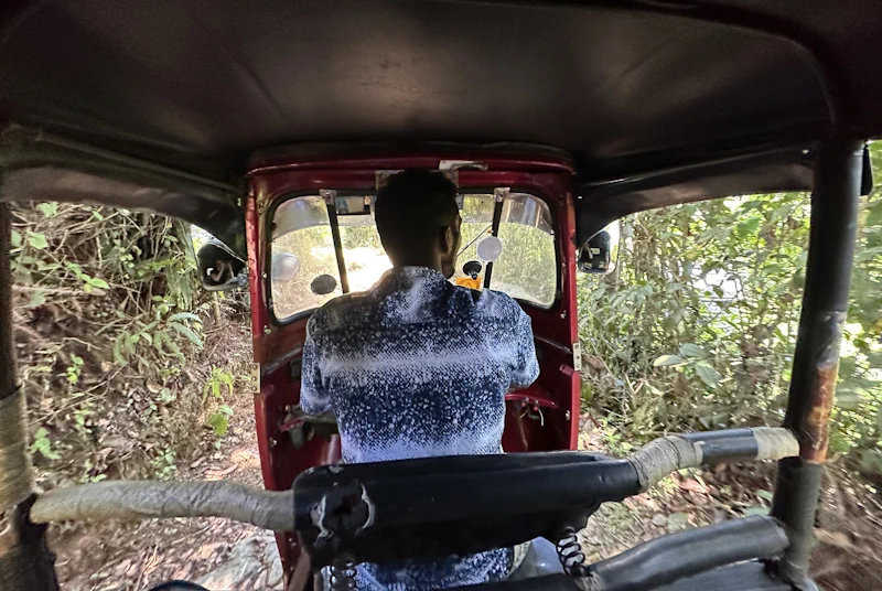 Tuk Tuk Fahrt in Sri Lanka